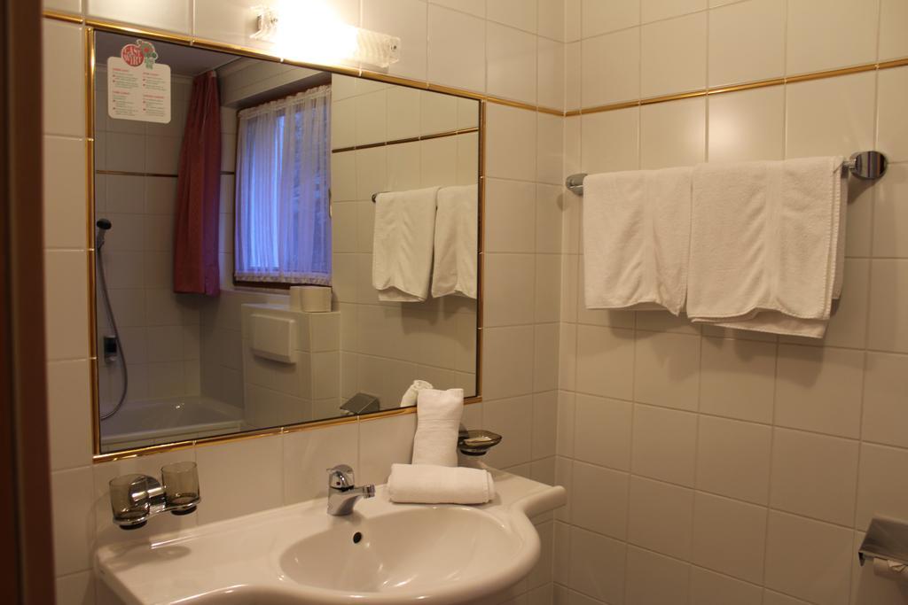Hotel Hoellroah Kappl  Luaran gambar